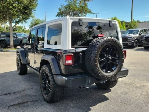 Certified 2021 Jeep Wrangler Unlimited Islander image 4