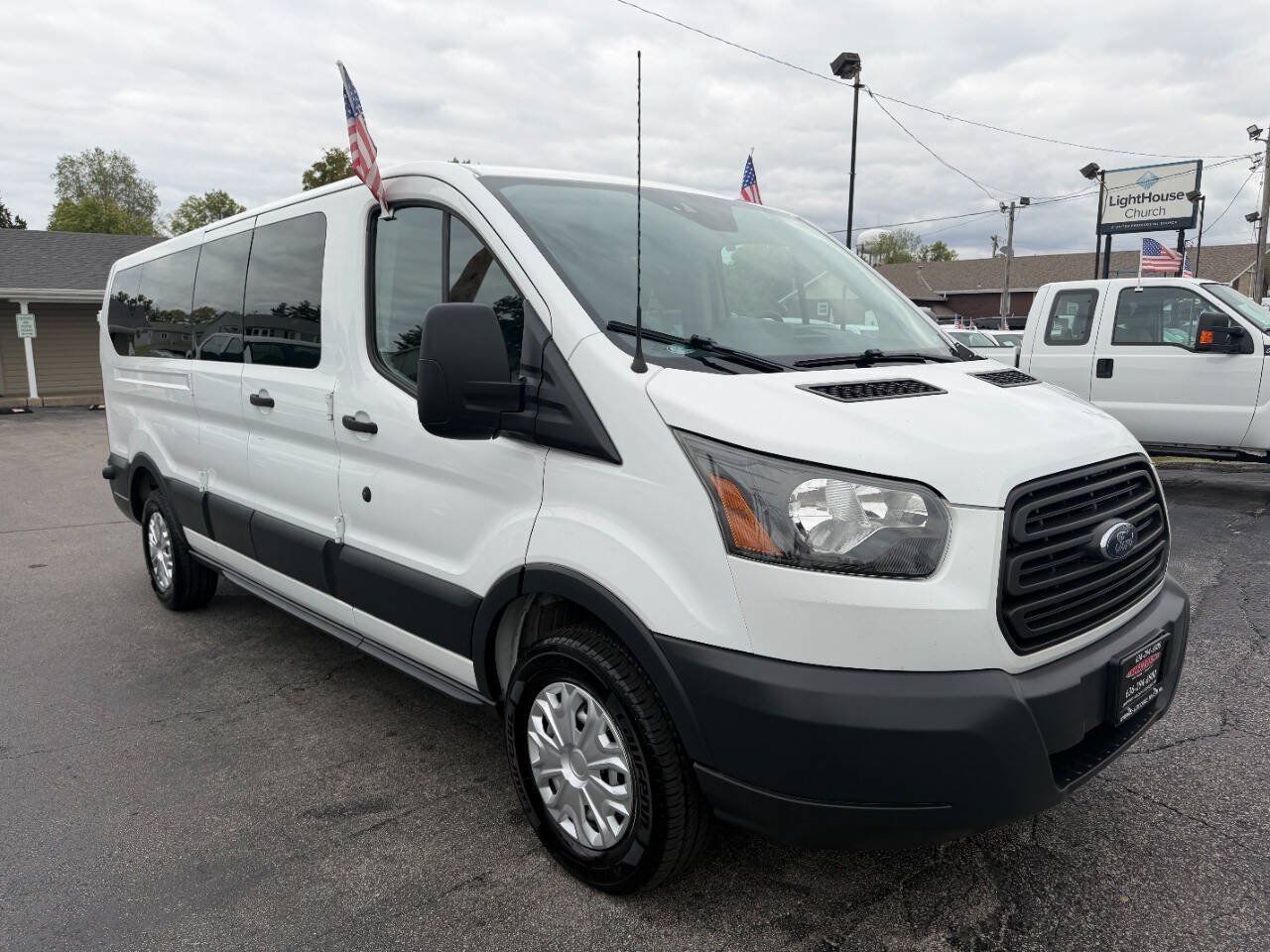 Used 2018 Ford Transit 350 XL RWD image 4