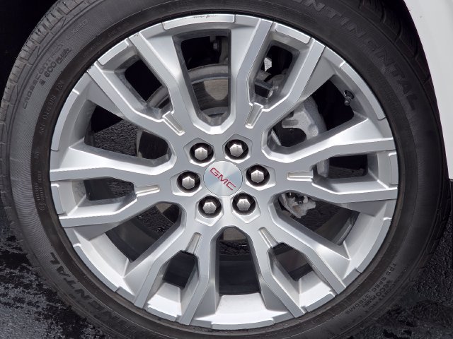 Used 2024 GMC Acadia Denali w/ Super Cruise Package FWD image 13