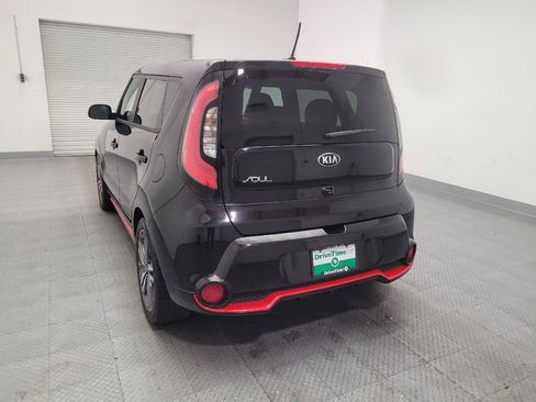 Used 2015 Kia Soul + FWD image 6