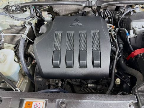 Used 2024 Mitsubishi Eclipse Cross SE AWD/4WD image 31