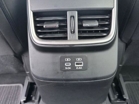 Used 2023 Subaru Legacy Premium image 25