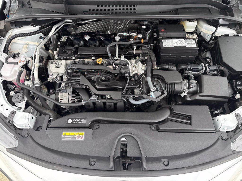 Certified 2025 Toyota Corolla SE w/ SE Premium Package FWD image 24