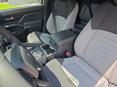 New 2026 Toyota Tacoma TRD Off-Road AWD/4WD image 13