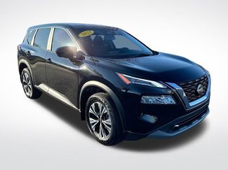 Used 2023 Nissan Rogue SV video 2
