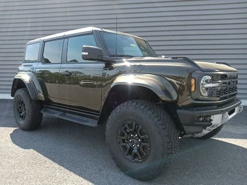 New 2026 Ford Bronco Raptor AWD/4WD image 1