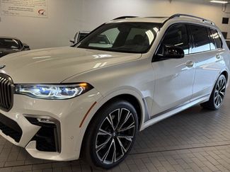 Used 2020 BMW X7 M50i w/ Executive Package AWD/4WD video 1