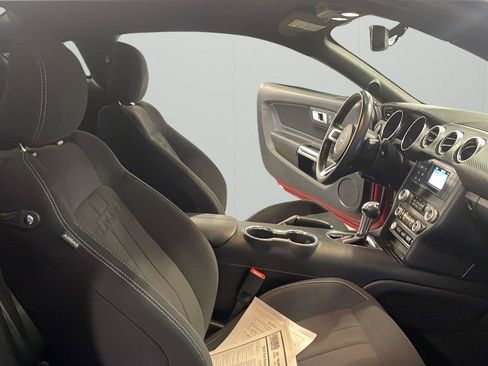 Used 2019 Ford Mustang Coupe RWD image 14