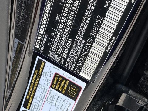 Certified 2025 Mercedes-Benz GLC 350e GLC 350e image 33