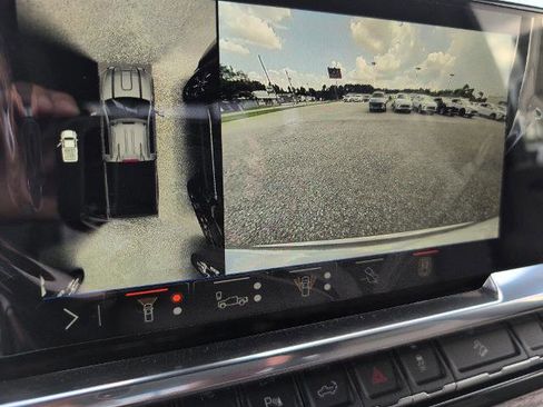 New 2025 GMC Sierra 2500 SLT w/ SLT Premium Package image 37