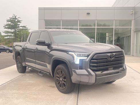 Certified 2026 Toyota Tundra Limited AWD/4WD image 2
