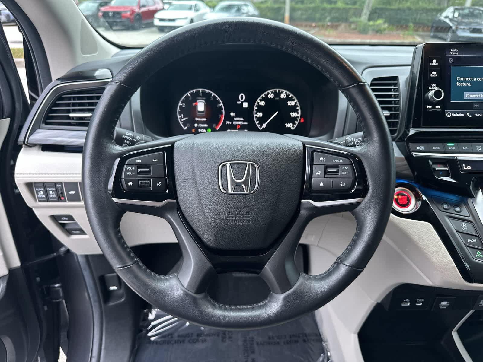 Used 2025 Honda Odyssey Elite image 18