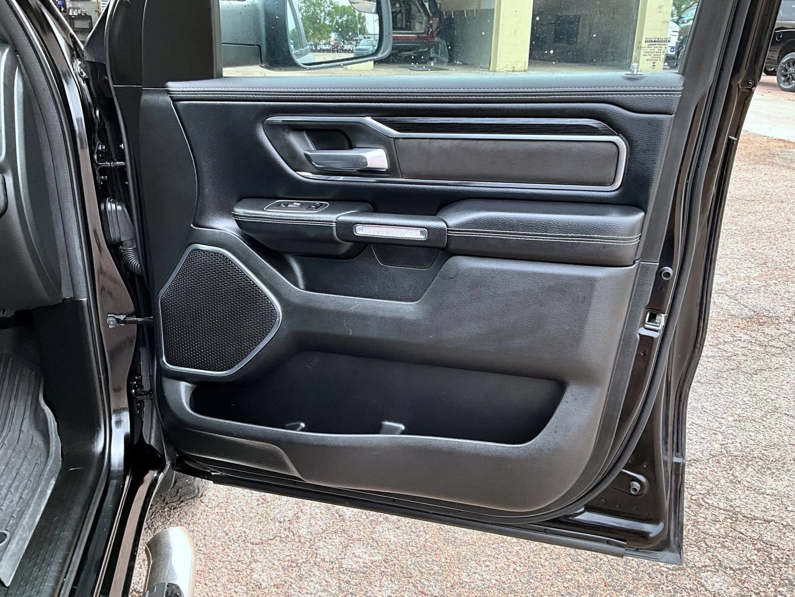 Certified 2024 RAM 1500 Laramie AWD/4WD image 17