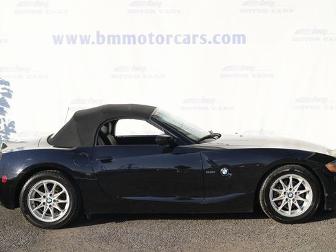 Used 2003 BMW Z4 2.5i image 8