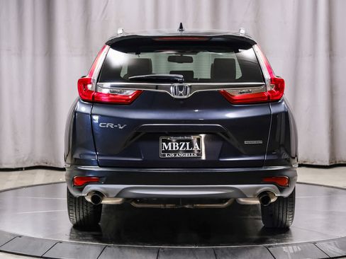Used 2019 Honda CR-V Touring image 3