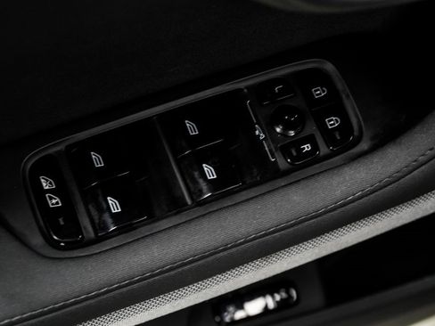 Used 2024 Polestar Polestar 2 image 39