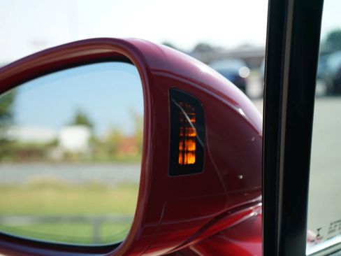 Used 2017 Porsche Macan S image 24