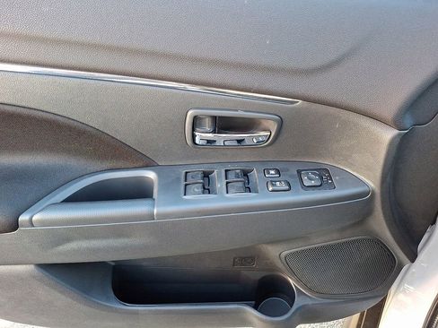 New 2025 Mitsubishi Outlander Sport LE image 8