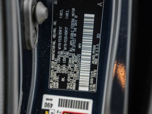 Used 2025 Toyota Sienna XLE FWD image 42