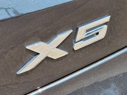 Used 2023 BMW X5 xDrive45e w/ Climate Comfort Package AWD/4WD image 11