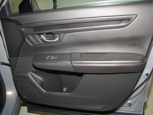 Certified 2025 Honda CR-V Sport image 21