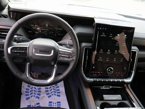 New 2026 GMC Yukon Denali image 23