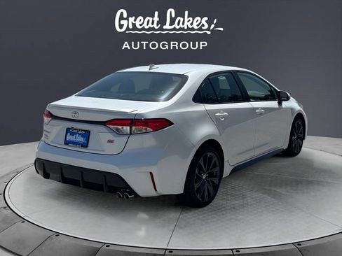 Used 2024 Toyota Corolla SE FWD image 5