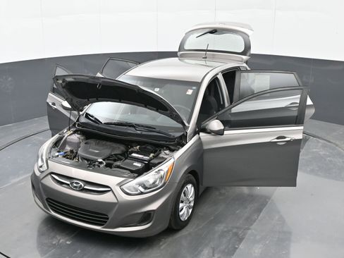 Used 2017 Hyundai Accent SE image 45