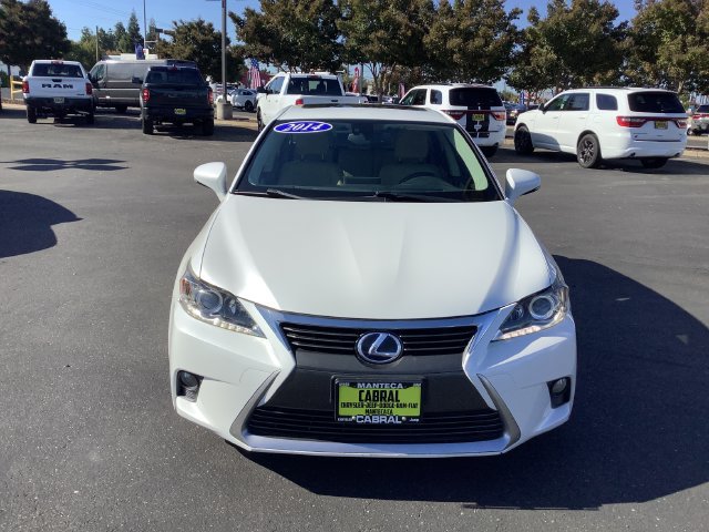 Used 2014 Lexus CT 200h FWD image 4