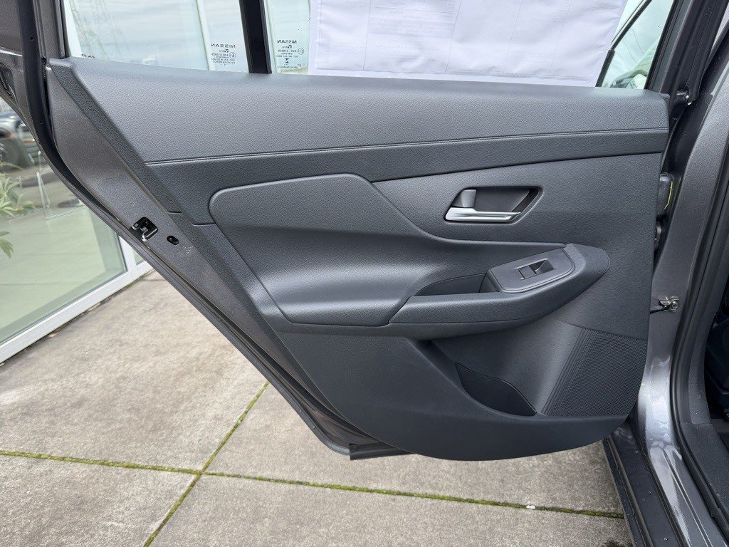New 2026 Nissan Sentra SR w/ SR Premium Package FWD image 30