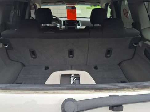 Used 2009 Jeep Grand Cherokee Laredo RWD image 8