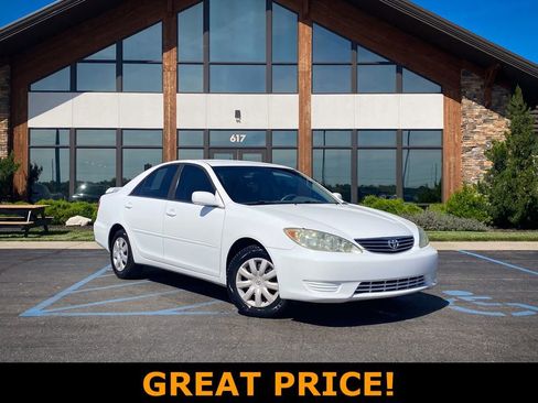 Used 2006 Toyota Camry FWD image 1