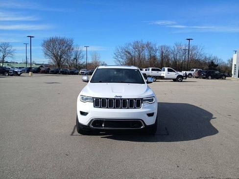 Used 2021 Jeep Grand Cherokee Limited w/ Premium Lighting Group image 2