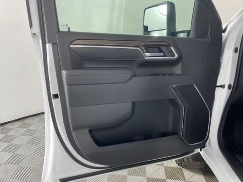 New 2026 Chevrolet Silverado 2500 LT w/ Trail Boss Package AWD/4WD image 13