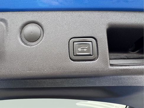 Used 2024 Chevrolet Equinox LT image 13