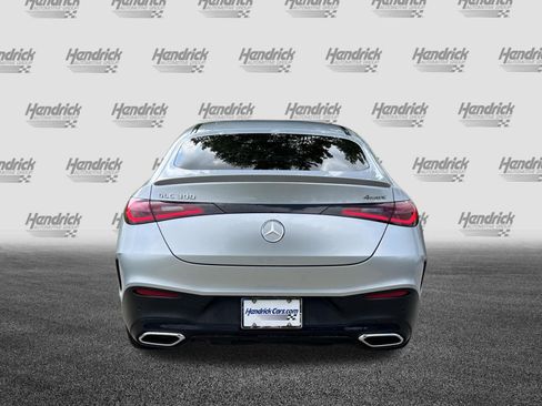 Used 2025 Mercedes-Benz GLC 300 4MATIC w/ AMG Line image 8
