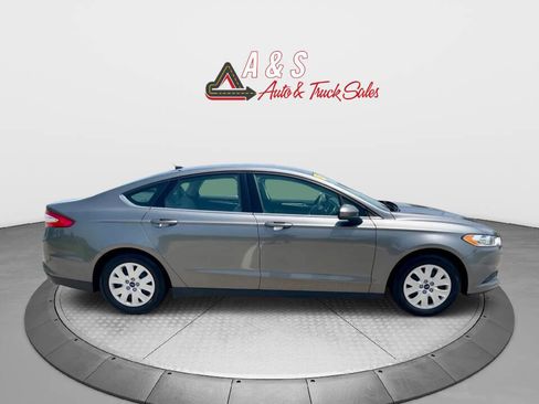 Used 2014 Ford Fusion S image 4