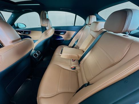 Used 2023 Mercedes-Benz C 300 Sedan image 27