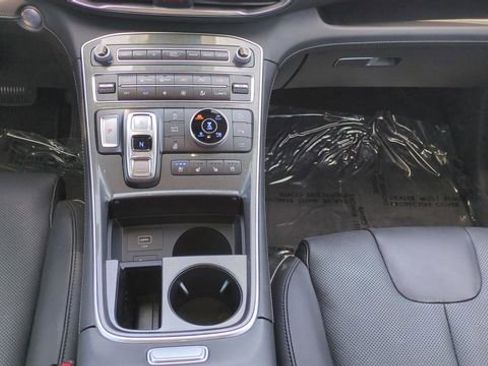 Used 2023 Hyundai Santa Fe Limited AWD/4WD image 15