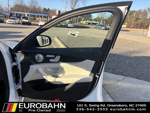 Used 2022 Mercedes-Benz E 450 4MATIC Sedan image 16
