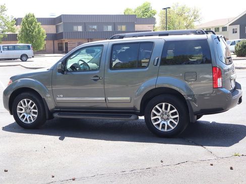 Used 2008 Nissan Pathfinder LE w/ Navigation Pkg AWD/4WD image 8