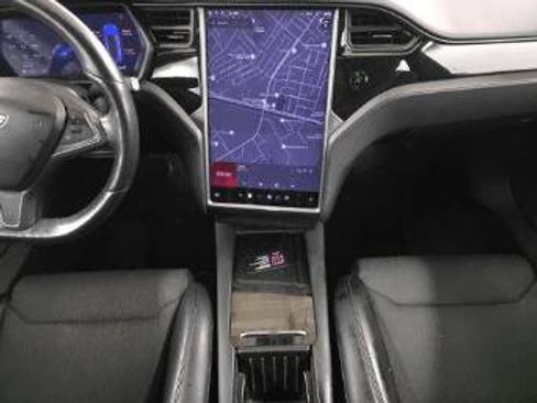 Used 2018 Tesla Model S 75D image 17
