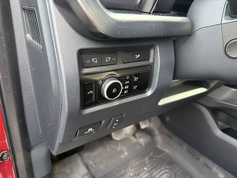 Used 2023 Ford F350 Lariat w/ Chrome Package image 12