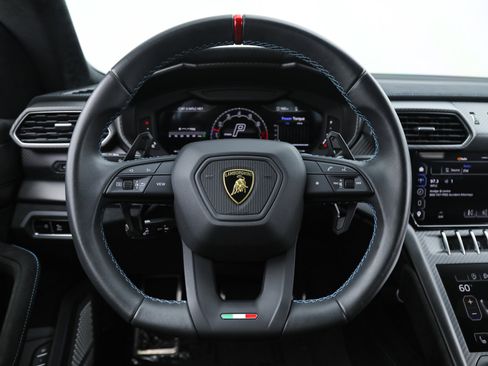 Used 2023 Lamborghini Urus Performante image 34