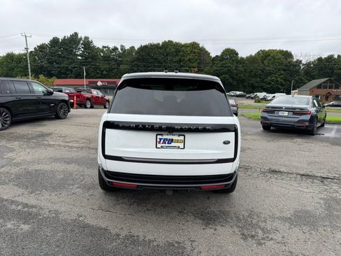 Used 2023 Land Rover Range Rover SE AWD/4WD image 5
