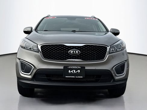 Used 2016 Kia Sorento LX w/ LX Convenience Package image 15