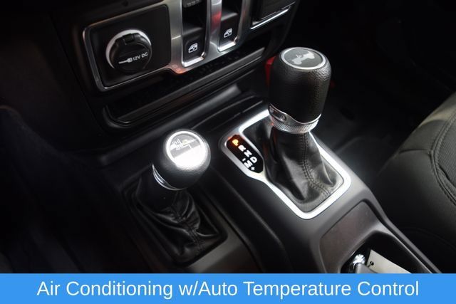 Used 2021 Jeep Wrangler Sport AWD/4WD image 12