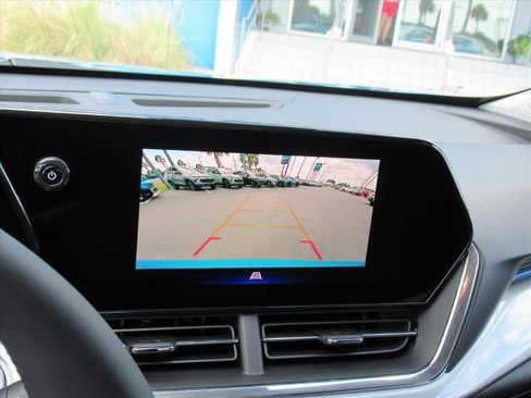 New 2026 Chevrolet Trax LT w/ Sunroof Package image 24