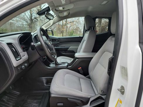 Used 2020 Chevrolet Colorado W/T w/ WT Convenience Package image 13