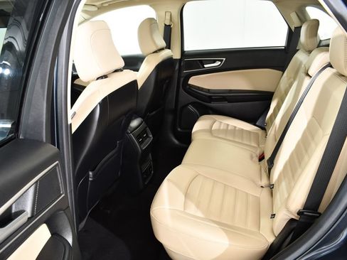 Used 2023 Ford Edge SEL w/ Convenience Package AWD/4WD image 16
